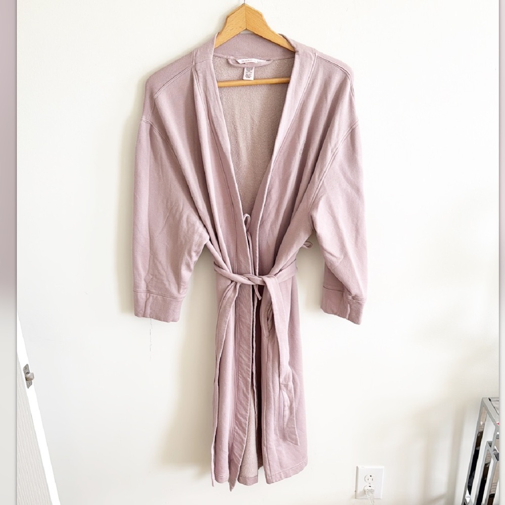 Victoria's Secret purple long sleeve fleece lined robe size small